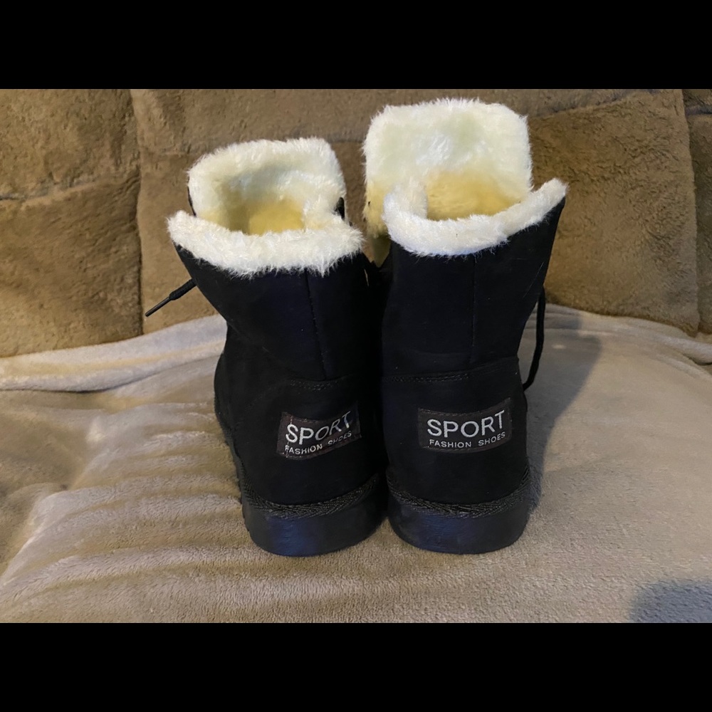 Lined boots